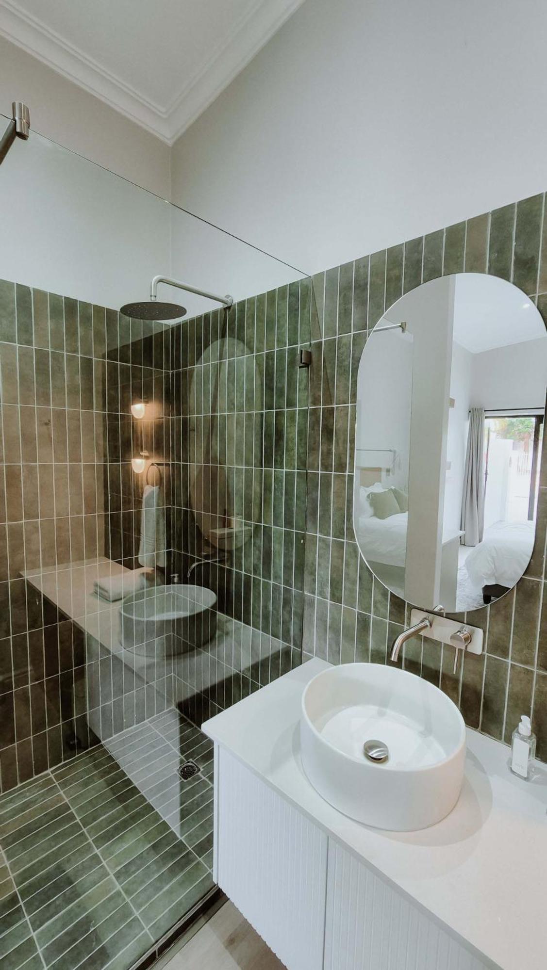 Отель Cornerstone Manor Катху Экстерьер фото
