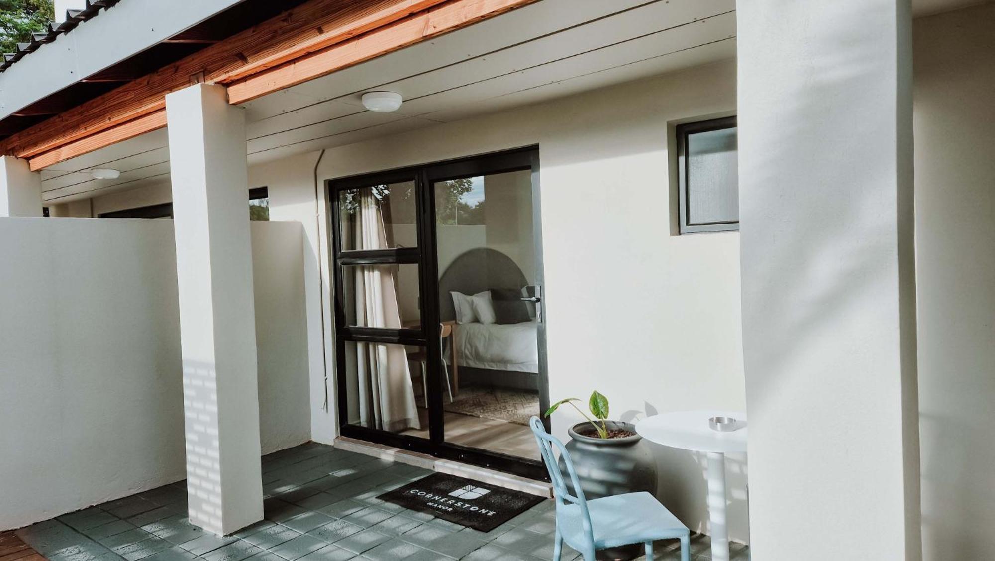 Отель Cornerstone Manor Катху Экстерьер фото