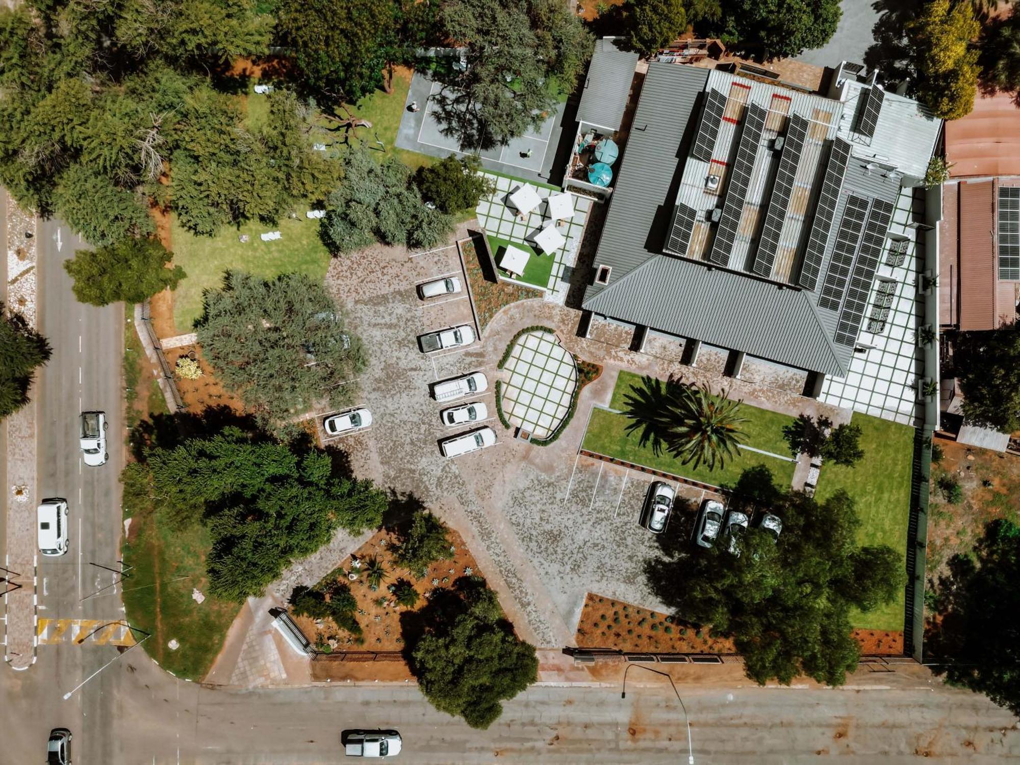 Отель Cornerstone Manor Катху Экстерьер фото